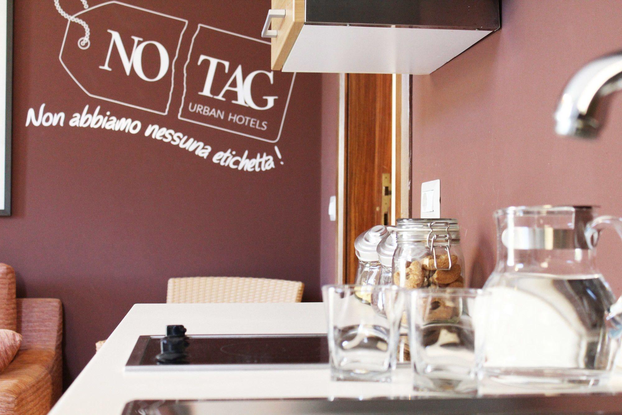 No Tag Urban Hotel トラーニ エクステリア 写真